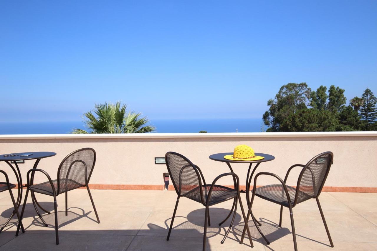 B&B Villa Orchidea Ricadi Exterior photo
